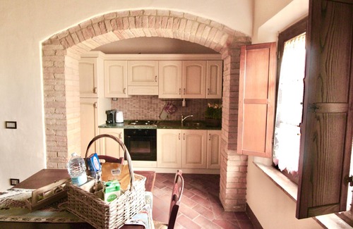 Sovicille Apartamento | Apartamento cerca de Siena rodeado de naturaleza con piscina