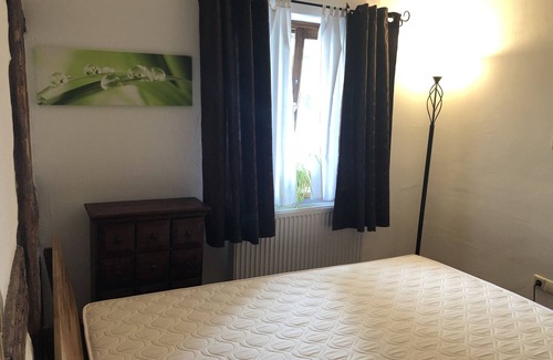 Pfullendorf Apartamento | Apartment 'near the city lake' with Shared Terrace and Wi-Fi