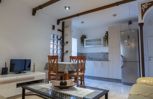 Distrito Sur Apartamento | Apartamento cerca de la mezquita.