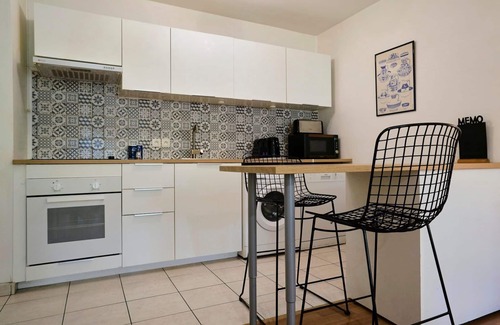 Saint-Maurice Pellevoisin Apartamento | Apartment near train station with parking