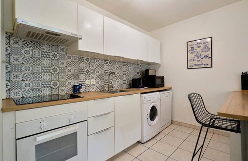 Saint-Maurice Pellevoisin Apartamento | Apartment near train station with parking
