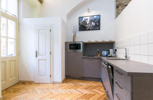 Mala Strana Apartamento | Apartment Nebovidy I - Historic centre - Terrace - Air Conditioning
