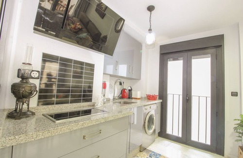 Alfalfa Apartamento | Apartamento junto a la Catedral, con patio privado y balcon