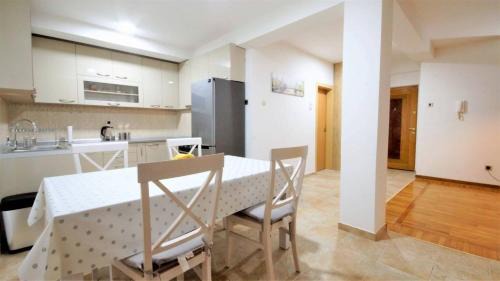 Babin do Apartamento | Apartment Nia