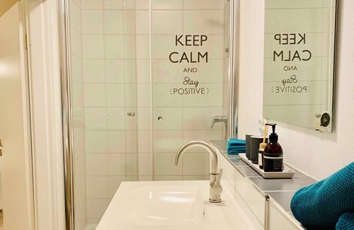 Oberwinter Apartamento | Apartment Oberwinter, near Bonn - 2 rooms plus kitchen plus bathroom