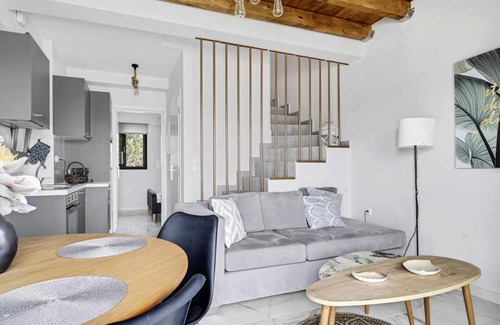 Nikiana Apartamento | Apartamento 'Oceanida' con vistas al mar, Wi-Fi y aire acondicionado