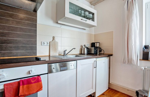 Pries Apartamento | Apartamento 'Öko Fewo Sturmmöwe' con terraza privada, jardín privado y Wi-Fi