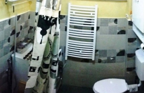 Vozdovac Apartamento | Cómodo apartamento acogedor en el 1er piso
