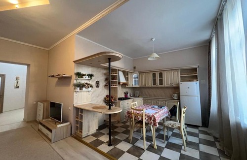 Besarabka Apartamento | Apartment on Baseinaya street 13