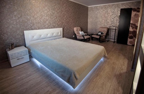 Yuzhno-Sakhalinsk Apartamento | Apartment on Esenina 7
