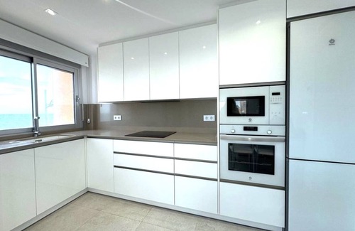 El Perello Apartamento | Apartment on the BEACHFRONT, stunning sunrises and sunsets.