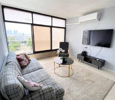 Kiryat Yam Apartamento | Apartment on the Mermaid beach