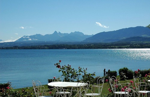 Excenevex Apartamento | Apartment on the most beautiful beach of Lake Geneva