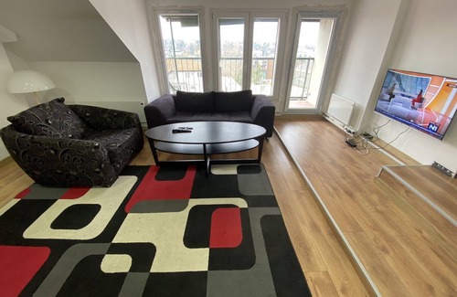 Vozdovac Apartamento | apartment on the second floor, spacious, quiet, close to the center.
