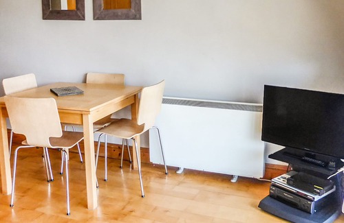 Duncannon Apartamento | APARTMENT ONE, pet friendly in Duncannon, County Wexford