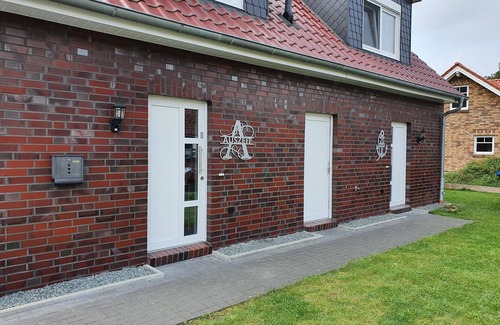 Tannenhausen Casa | Apartamento o Casa de vacaciones con playa privada en el lago en Aurich-Tannenhausen