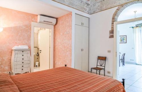 Ortona Apartamento | Apartment Orange by Interhome