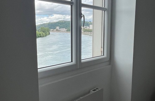 Vienne Apartamento | Apartment overlooking the Rhône, in the 17th-century Commanderie des Antonins.