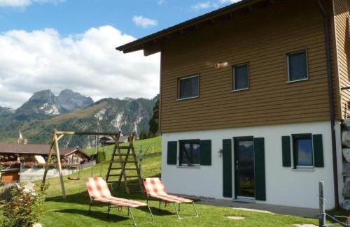 Oeschseite Apartamento | Apartment Panorama- Chalet by Interhome