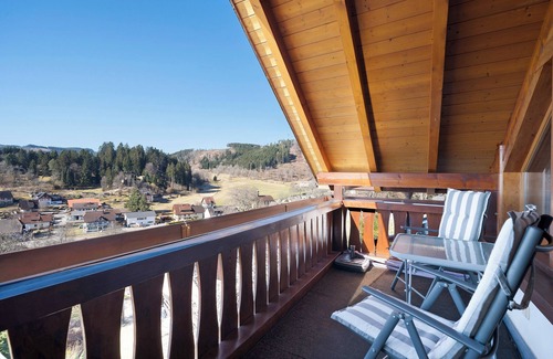 Lenzkirch Apartamento | Apartamento 'Panoramablick' con vistas a la montaña, balcón y Wi-Fi
