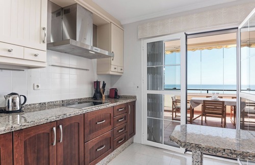 Manilva Apartamento | Apartamento 'Panoramic Sea Views' con vistas al mar, Wi-Fi y aire acondicionado