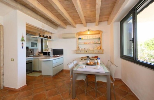 La Conia Apartamento | Apartamento Paola by Interhome