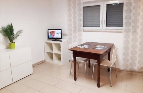 Wolfschlugen Apartamento | Apartment Pari Wolfschlugen