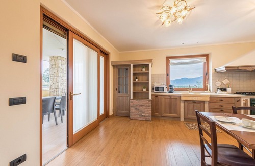 Albisano Apartamento | Apartamento 'Passioncasa' con vistas a la montaña, Wi-Fi y aire acondicionado