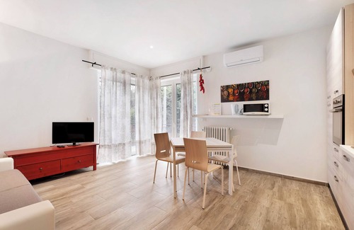 Arona Apartamento | Apartamento 'Peperoncino' con balcón, Wi-Fi y aire acondicionado