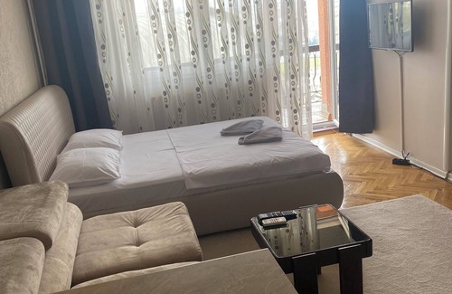 Pristina Apartamento | APARTMENT PERLA