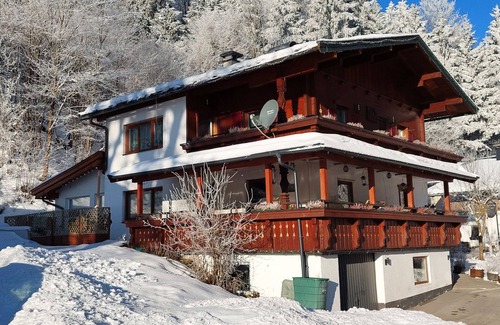 Koessen Apartamento | Apartamento "Petra" con vistas a la montaña, balcón y Wi-Fi