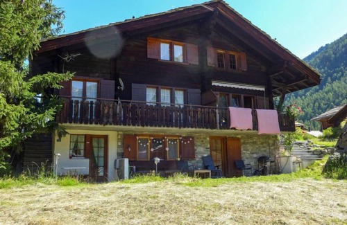 Zermatt Apartamento | Apartamento Pia by Interhome