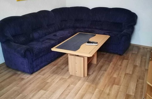 Hillscheid Apartamento | Piso de pino