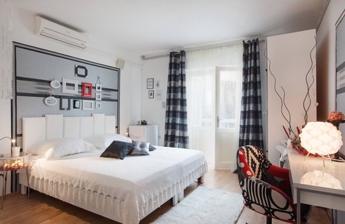 Donja luka Apartamento | Apartment Plaza *** apartamento en Makarska, parrilla de barbacoa