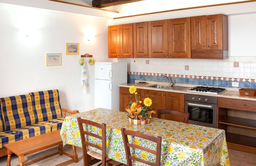 San Lorenzo Nuovo Apartamento | Apartamento Pomele by Interhome