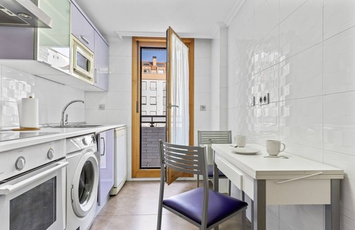 Santona Apartamento | Apartamento "Precioso apartamento en Santoña" cerca de la playa con Wi-Fi