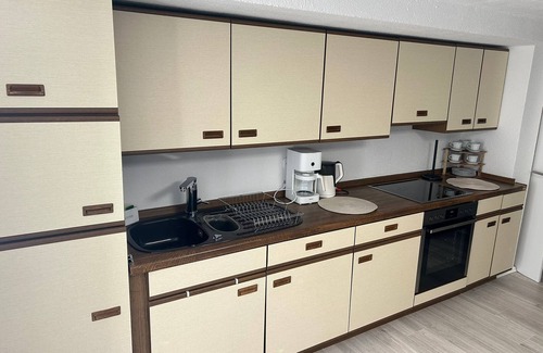 Geilenkirchen Apartamento | Apartamento 'Princesa' con jardín compartido y Wi-Fi