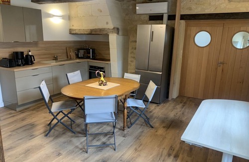 Rou-Marson Apartamento | Apartamento-Baño Privado-Gîte Cadre Noir