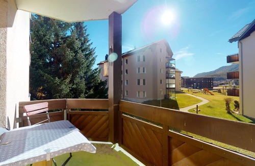 Samedan Apartamento | Apartment Promulins B4