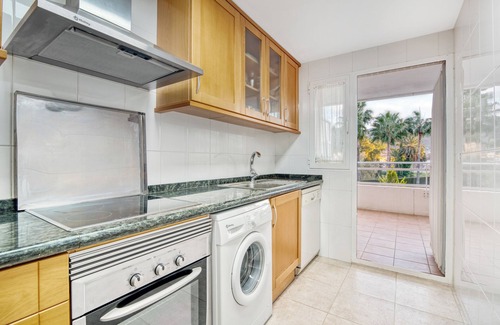 Denia Apartamento | Apartamento "Puerto Romano" con vistas a la montaña, piscina compartida y Wi-Fi