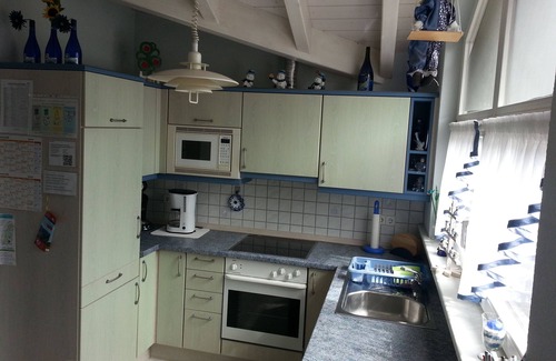 Hofstetten Apartamento | Apartamento 'Puppenstube' con balcón y Wi-Fi