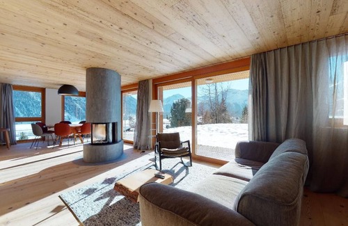 Samedan Apartamento | Apartment Quadrellas 4.5
