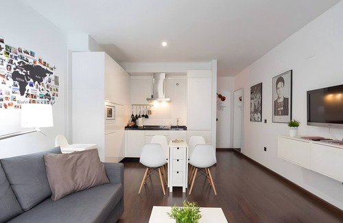 El Ejido Apartamento | Apartamento 'Quiet In The Historical' con balcón, Wi-Fi y aire acondicionado