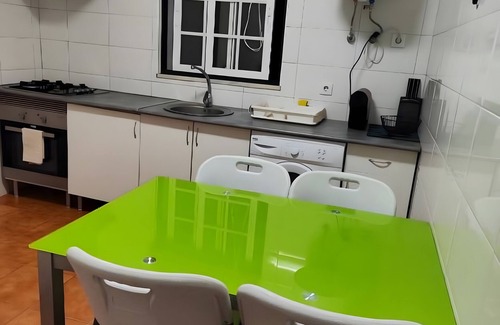 Elvas Apartamento | Apartamento 'Quinta Da Ponte Das Hortas 3' con vistas a la montaña, Wi-Fi y aire acondicionado