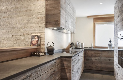 Klosters-Serneus Apartamento | Apartamento 'Raunetta' con terraza compartida y Wi-Fi
