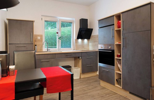 Sigmaringen Apartamento | Apartamento 'Refugium mit Schlossblick' con terraza privada, jardín compartido y Wi-Fi