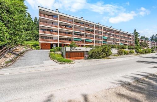 Chermignon Apartamento | Apartment Reseda 3-23 by Interhome