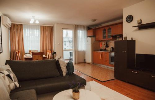 Plovdiv Apartamento | Apartment Rhea with Terrace & Parking