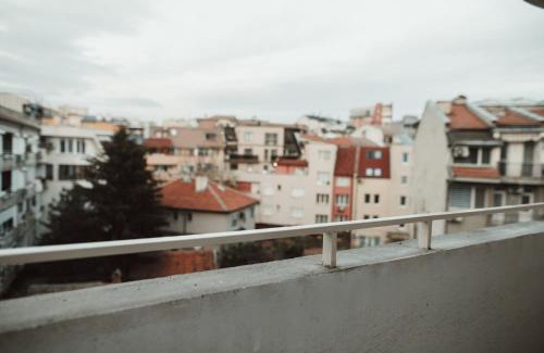 Plovdiv Apartamento | Apartment Rhea with Terrace & Parking