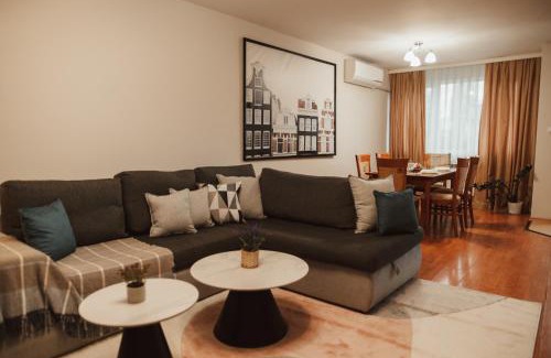 Plovdiv Apartamento | Apartment Rhea with Terrace & Parking